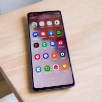 ราคา มือสอง galaxy s20 FE 5G ram 8 rom 128 GB พร้อมอุปกรณ์ ฟรีฟิล์ม ประกันร้าน 6 เดือน (28317955886)