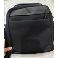 ราคา กระเป๋าสะพายข้าง มือสองของแท้ “Guy Laroche”ใช้เอง สภาพใหม่ (29614111064)