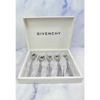 ราคา Givenchy ช้อนขนม จำนวน 5 ชิ้น (553 ใหม่ไม่ผ่านการใช้งานมาพร้อมกล่อง) (57050875319)