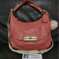 ราคา Coach ของแท้ มือ2 หนังสีชมพู สภาพใช้งาน ขนาด 12*10นิ้ว อะไหล่สีทองเหลือง (14249391156)