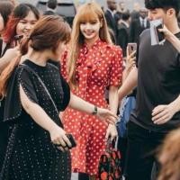 ราคา เดรสสีแดงลายจุด สไตล์Lisa Blackpink (1890892208)