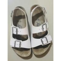 ราคา รองเท้า Hawkins งานแท้ ไซส์ 41 เหมาะกับความยาวเท้า 24.5 -25 cm(วัดขอบด้านใน)หน้าเท้ากว้างใส่ได้ สภาพ 90% ไม่มีตำหนิหนัก (20148010899)