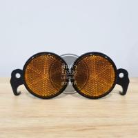 ราคา ทับทิมสะท้อนแสงพร้อมขายึด บริเวณบังโคลนหน้า มือสองสภาพดี แท้ศูนย์ [HONDA / ADV-350] (51355999199)