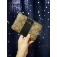 ราคา (มือสอง ของแท้%) Coach กระเป๋าสตางค์ 1 ซิป Size S ลายซีคาราเมลดำ (5048398728)