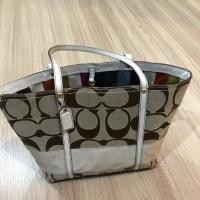 ราคา กระเป๋า shopping coach ผ้าลายC (5514442741)