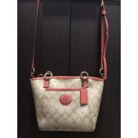 ราคา กระเป๋าโค้ชแท้#coachแท้#coachคลอสบอดี้#ลายc#งานมือสอง (6573761395)