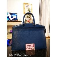 ราคา ❤️Sold❤️lv​ epi ริเวียร่า​ แท้ใบใหญ่จุเยอะ (19847635410)