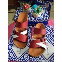 ราคา รองเท้าแตะแบบสวมรองเท้าแตะสลิงผู้หญิง & 39;s รองเท้าแตะ tesplek Yongki Komalaadi POP E รองเท้าแตะแบรนด์ (13925662430)