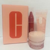ราคา Sale‼️Clinique Moisture surge gift set พร้อมกล่อง แท้จากKingpower โปรดอ่านรายละเอียดสินค้า (1042596960)