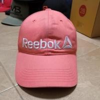 ราคา หมวก ☘️Reebok ปีกโค้ง​ สีโอรส​ แท้ (6612989539)