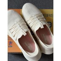 ราคา รองเท้าผ้าใบ skechers (มือสอง) (25146002414)