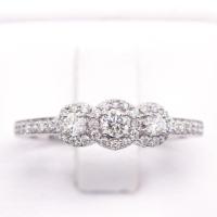 ราคา แหวนสามยอด กระจุกกลาง 10 ตัง แหวนเพชร แหวนทองเพชรแท้ ทองแท้ 37.5% (9K) ME803 (22859964320)