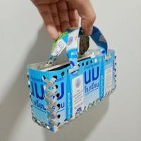 ราคา กระเป๋าใส่มือถือ ทำจากกล่องนม เป็นงานแฮนด์เมด (40972545312)