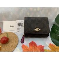 ราคา F41302 กระเป๋าตังค์ COACH มือ 2 แท้100% ใบเล็ก 3 พับ วัสดุ PVC COACH SMALL TRIFOLD WALLET IN SIGNATURE CANVAS (10483241887)
