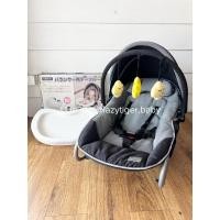 ราคา (มือสอง) เปลโยก Katoji รุ่น Newyork Baby สีดำเทา พร้อมโมบายและถาดอาหาร (27850237477)