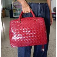 ราคา กระเป๋าใส่ของฐิปาถะ Vintage Estee Lauder Laptop Bag Red Faux Leather. (28493157302)