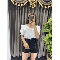 ราคา เสื้อคอบัวลายจุดน่ารักๆ (8989303449)