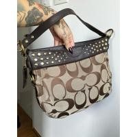 ราคา Coach แท้ ทรงถัง มือสองวินเทจ ดีเทลหมุดทอง มีตำนิ (27479849347)