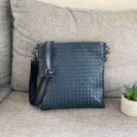 ราคา Bottega veneta small messenger (6131644493)