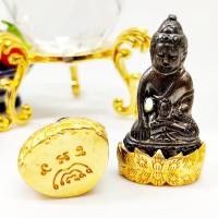 ราคา พระกริ่งจักรพรรดิ์ วัดสุทัศนเทพวราราม ประทับบัว เนื้อนวโลหะ 4ซม.ใต้ฐานหุ้มทองเหลือง ใต้ฐานประทับยันต์ครู เป็นพระกริ่งขัน (16063816059)