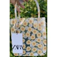 ราคา ZARA กระเป๋าโท้ตขนาดเล็กสีเหลืองไวนิลลายดอกไม้ (42822091039)