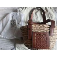 ราคา LOEWE summer BASKET small Authใช้น้อย (22190522623)
