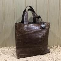 ราคา กระเป๋าถือหนังแท้ปั้มลายจระเข้ แบรนด์ FURLA (5932150098)
