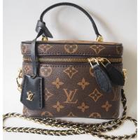 ราคา LV vanity monogram reversed กระเป๋าสะพายสายโซ่ กระเป๋าทรงกล่อง หลุยส์ โมโนแกรม (7172982116)