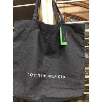 ราคา ส่งต่อกระเป๋าผ้า Tommy พรีจากอเมริกา ปากกระเป๋า 18 นิ้ว (8827539784)