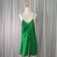 ราคา ชุดนอนเดรสสีเขียว ไซส์​ M แบรนด์​ Victoria's Secret​ (13357305682)