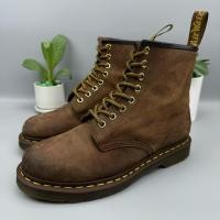 ราคา SZ.41 Dr.Martens 1460 CrazyHorse มือสองของแท้ รองเท้าบูทหนังน้ำตาล (24238882241)