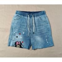 ราคา กางเกงยีนส์ขาสั้นเอวยืดขาสามส่วนปักมิกกี้เมาส์สภาพสวย รอบเอว 28 ถึง 30 สะโพก 38 ถึง 42 ความยาว 16 นิ้ว (26684157419)