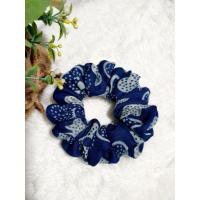 ราคา โดนัทมัดผม scrunchie ผ้าสาลู 2 ชั้น ลายดอกไม้ของแทร่ จากเชียงใหม่ ขนาด 11*11 cm (20796441903)