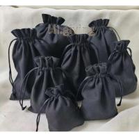 ราคา HIกระเป๋าผ้า หูรูด กระเป๋าผ้าดิบหนา สีดำ ผลิตจากโรงงาน สกรีนได้ ใส่ของชำร่วย (19681126343)