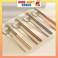 ราคา Dalpaeng ชุดช้อนส้อม พรีเมี่ยม สไตล์เกาหลี 4 ชิ้น (ตะเกียบ 4 ชิ้น + ช้อน 4 ชิ้น) สเตนเลส สีเทา น้ําตาล ครีม ขาว ชมพู (22650632652)