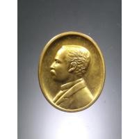 ราคา Antig Fast 3667 เหรียญรูปไข่เล็ก กะไหล่ทองพ่นทราย พระบาทสมเด็จพระจุลจอมเกล้าเจ้าอยู่หัว รัชกาลที่ 5 ออก วัดราชบพิธสถิต (24576182127)