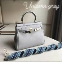 ราคา ส่งฟรี KL 25cm Little K PU 2019 ร้าน littlebunnystore สี Unicorn grey (1894470912)