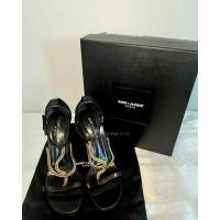 ราคา YSL มืองสองเหมือนใหม่ แท้ SAINT LAURENT (YSL) Size 39.5 EU (28519434847)