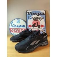 ราคา รองเท้ามือสองพร้อมส่ง REEBOK เบอร์ 42.5 ยาว27.5 (27626015980)