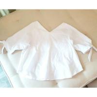 ราคา ของใหม่ เสื้อคอวีผูกโบว์ที่แขน​ (43545474)