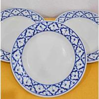 ราคา 1 ชุด มี 3 ใบ ชุดจานข้าว จานใส่อาหาร จานเซรามิค 9 นิ้ว ลายไทยสับปะรด ลายคราม จานกินข้าว เข้าไมโครเวฟได้ (24919829251)