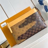 ราคา 【ก่อนสั่งสอบถาม】ราคา3800 หนังแท้ ผ้าแคนวาส กระเป๋าคลัตช์ M26015 Size21*7.5*30cm (42075705440)