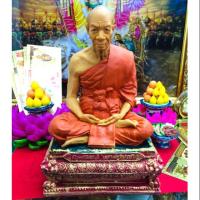 ราคา หลวงพ่อสด วัดปากน้ำภาษีเจริญ ผู้ค้นพบวิชาธรรมกาย งานเรซิ่น (5419353581)