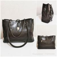 ราคา กระเป๋า​หนังแท้ แบรนด์​Lancaster Paris​ แท้ มือสอง (10917635562)