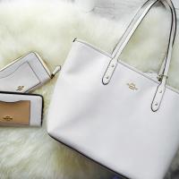 ราคา มือ2 กระเป๋า coach แท้คนไทยขาย ทรงtote หนัง safino สีขาว มีซิป (2261258852)