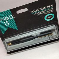 ราคา ปากกามือสอง ของแท้ PARKER fOUNTAIN PEN UK Black rasin ตัวเรือนเครือบดำ (4144971177)