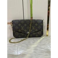 ราคา Louis กระเป๋าหลุยส์หน้าจดหมาย (24001795815)