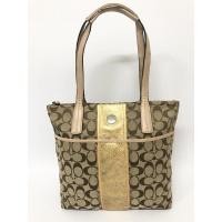 ราคา กระเป๋ามือสอง ของแท้ Coach No. F1371-F27362 ผ้าทอลาย C เล็ก ขนาด 10 นิ้วครึ่ง พร้อมส่ง (10598297805)