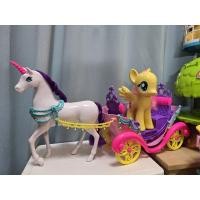 ราคา รถม้าของเล่น รถม้าบาร์บี้ ลาบูบู้นั่งได้ (แถมม้าโพนี่) (28967639881)