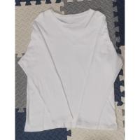 ราคา เสื้อยืดแขนยาว​มือสอง GU สีขาว (22138358847)
